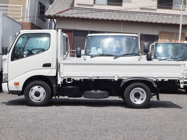 トヨタ ダイナ 平ボディ 積載２Ｔ 標準１０尺 R4年 (東海) 99