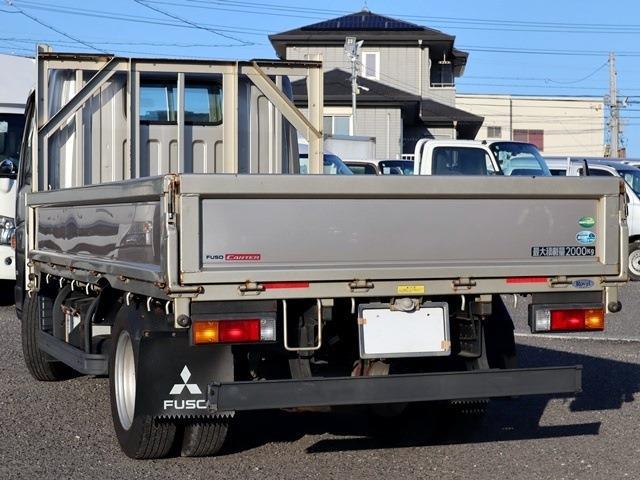 三菱フソウ キャンター 平ボディ 積載２Ｔ 全低床セミロング R1年 (東海) 99