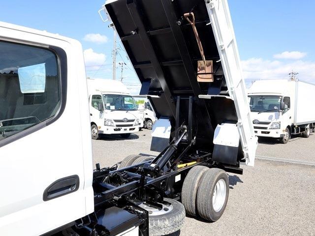 三菱フソウ キャンター 強化ダンプ 積載３Ｔ 全低床 三方開 H30年 (東海) 99