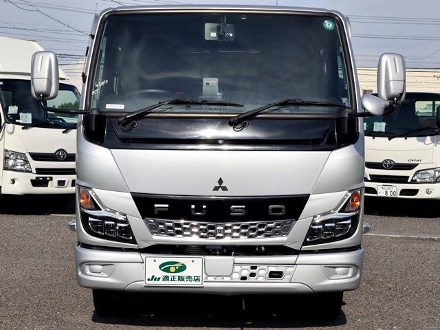 三菱フソウ キャンター Ｗキャブ 積載２Ｔ 平ボディ 全低床 R4年 (東海) 99