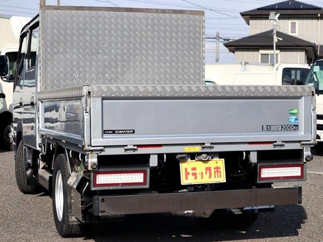 三菱フソウ キャンター Ｗキャブ 積載２Ｔ 平ボディ 全低床 R4年 (東海) 99