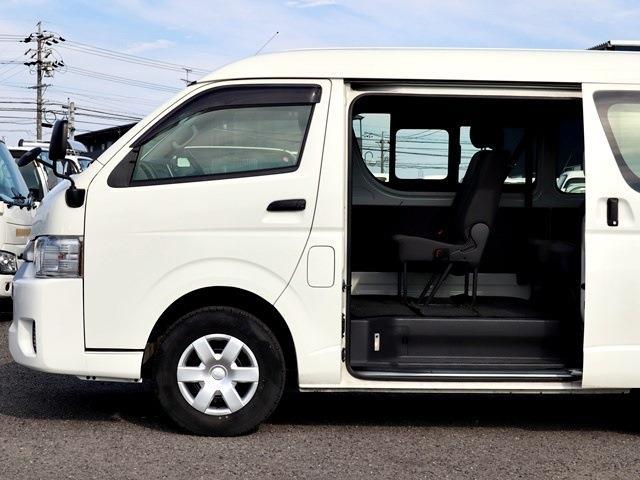 トヨタ ハイエースバン １０人乗ワゴン ＤＸ ４ＷＤ H29年 (東海) 99