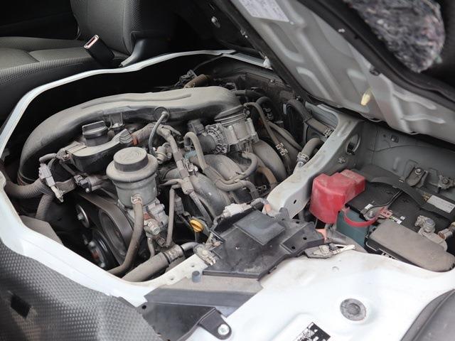 トヨタ ハイエースバン ロングＤＸ 積載１．２Ｔ ９人乗 R2年 (東海) 99