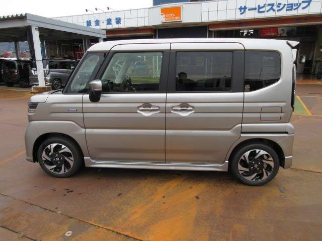 スズキ スペーシア ６６０ カスタム ハイブリッド ＸＳ ４ＷＤ R7年 (甲信越・北陸) 99