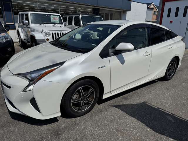 トヨタ プリウス １．８ Ｓ H28年 (東海) 99