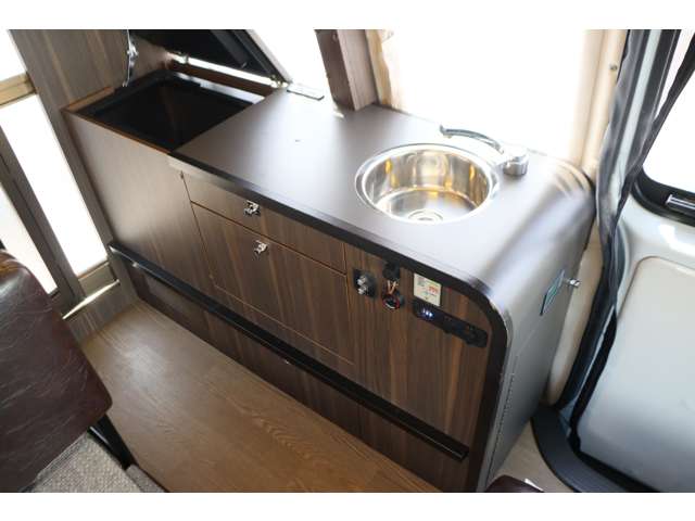 トヨタ ハイエースバン レクビィ ファイブスターセプト R3年 (九州・沖縄) 99