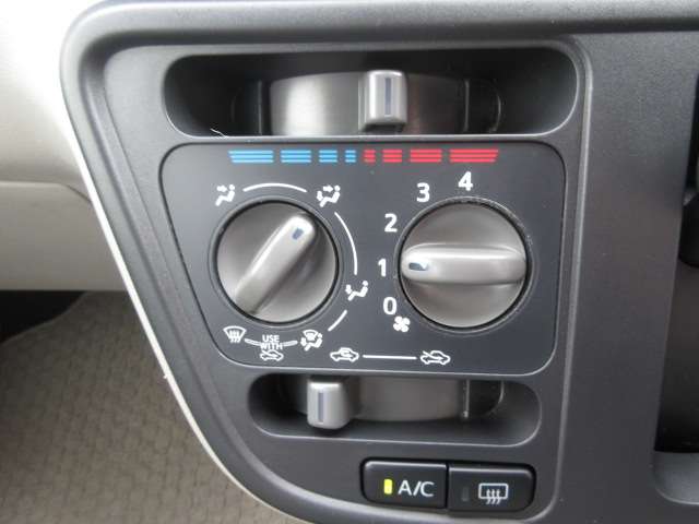 トヨタ パッソ １．０ Ｘ Ｓ H30年 (関東) 99