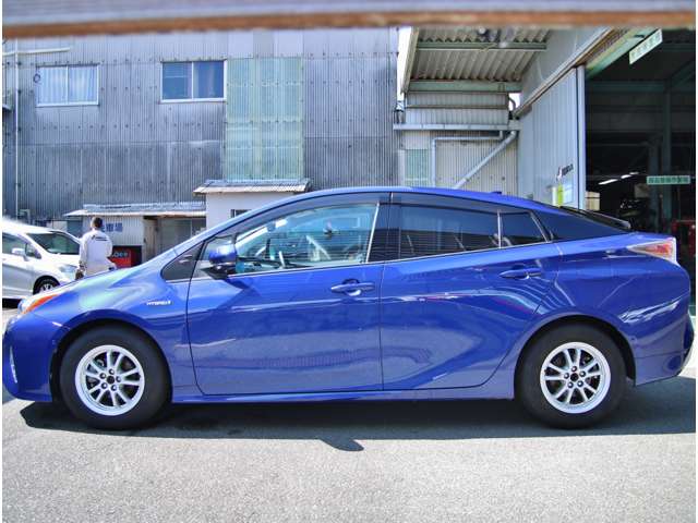 トヨタ プリウス １．８ Ａ H28年 (九州・沖縄) 99