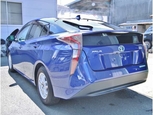 トヨタ プリウス １．８ Ａ H28年 (九州・沖縄) 99