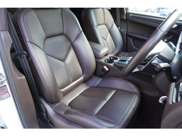 ポルシェ マカン ＰＤＫ ４ＷＤ R2年 (東北) 99
