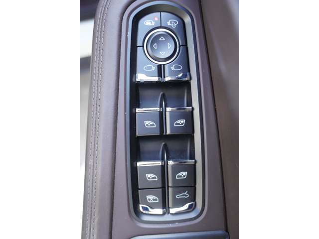 ポルシェ マカン ＰＤＫ ４ＷＤ R2年 (東北) 99