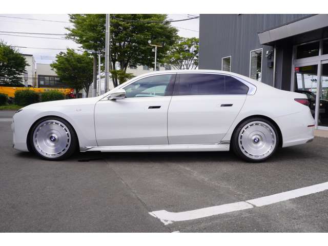 ＢＭＷ ７シリーズ ７４０Ｄ Ｘドライブ エクセレンス ディーゼルターボ ４ＷＤ R5年 (東北) 99
