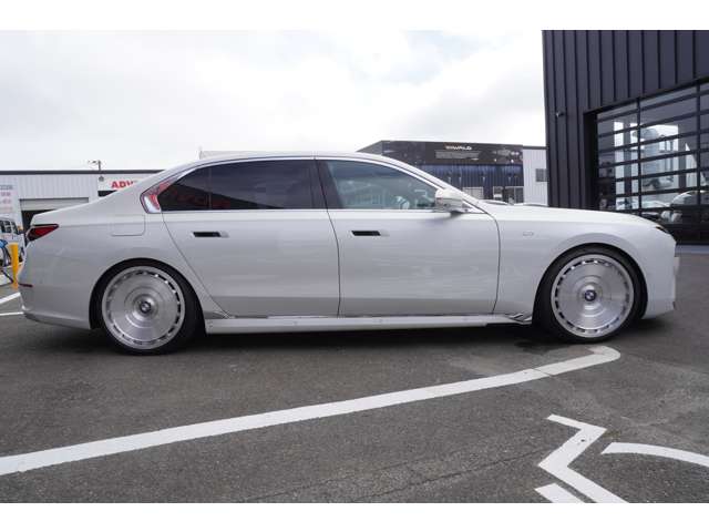 ＢＭＷ ７シリーズ ７４０Ｄ Ｘドライブ エクセレンス ディーゼルターボ ４ＷＤ R5年 (東北) 99