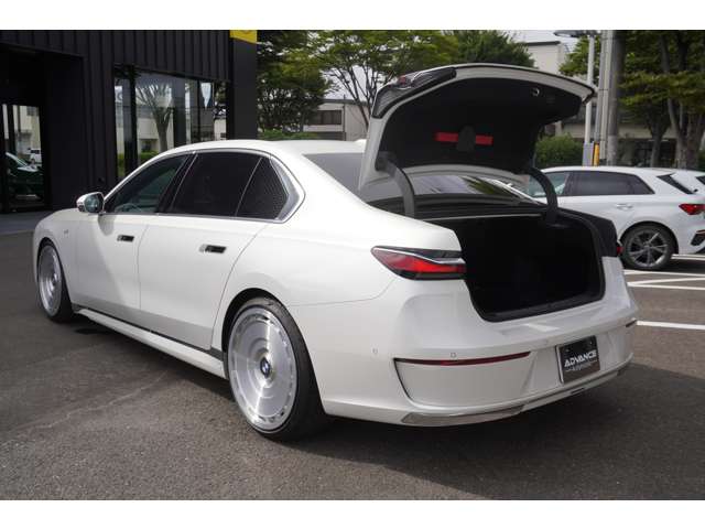 ＢＭＷ ７シリーズ ７４０Ｄ Ｘドライブ エクセレンス ディーゼルターボ ４ＷＤ R5年 (東北) 99