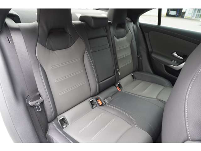 メルセデスベンツ ＣＬＡクラス ＣＬＡ２００Ｄ ＡＭＧライン ディーゼルターボ R1年 (東北) 99