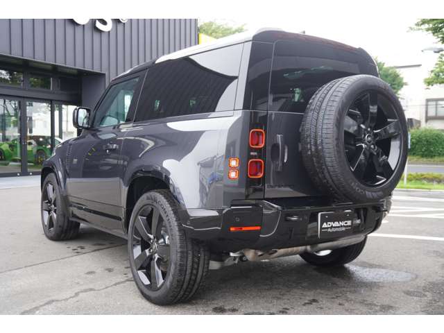 ランドローバー ディフェンダー ９０ Ｘダイナミック ＳＥ ３．０Ｌ Ｄ３００ ディーゼルターボ ４ＷＤ R5年 (東北) 99