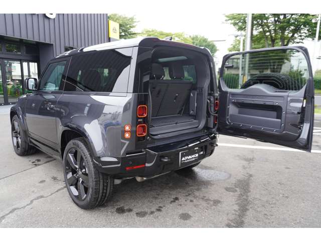 ランドローバー ディフェンダー ９０ Ｘダイナミック ＳＥ ３．０Ｌ Ｄ３００ ディーゼルターボ ４ＷＤ R5年 (東北) 99