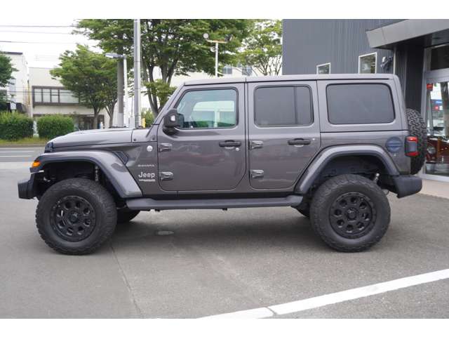 ジープ ラングラー　アンリミテッド アンリミテッド サハラ ２．０Ｌ ４ＷＤ R2年 (東北) 99