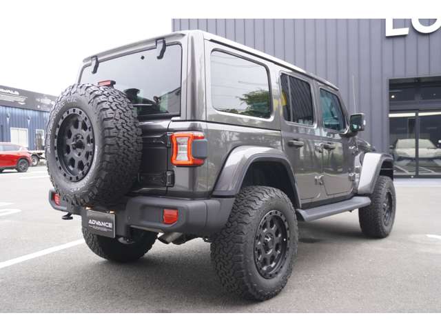 ジープ ラングラー　アンリミテッド アンリミテッド サハラ ２．０Ｌ ４ＷＤ R2年 (東北) 99