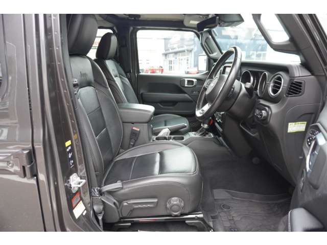 ジープ ラングラー　アンリミテッド アンリミテッド サハラ ２．０Ｌ ４ＷＤ R2年 (東北) 99