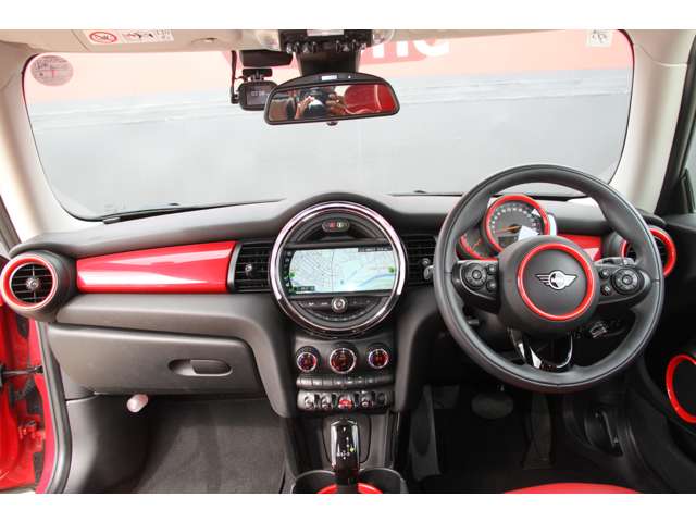 ミニ ミニ クーパーＳ ３ドア ＤＣＴ R1年 (関東) 99