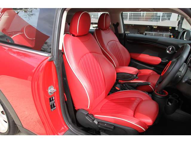 ミニ ミニ クーパーＳ ３ドア ＤＣＴ R1年 (関東) 99