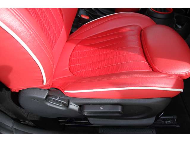 ミニ ミニ クーパーＳ ３ドア ＤＣＴ R1年 (関東) 99
