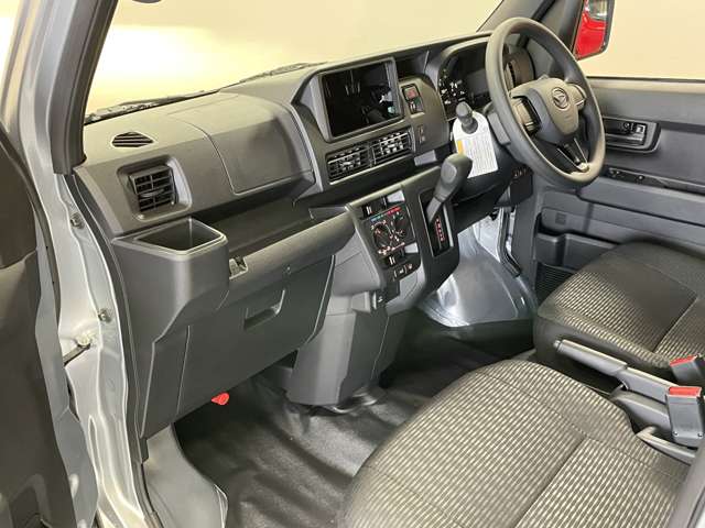 ダイハツ ハイゼットカーゴ ６６０ デラックス ４ＷＤ R7年 (甲信越・北陸) 99