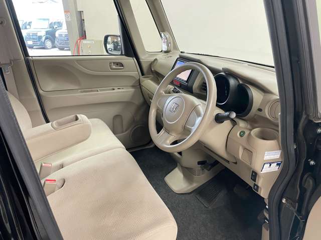 ホンダ Ｎ　ＢＯＸ ６６０ Ｃ H28年 (甲信越・北陸) 99