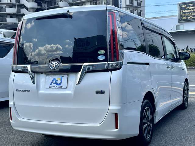 トヨタ エスクァイア　ハイブリッド １．８ ハイブリッド ＧＩ H29年 (近畿) 99