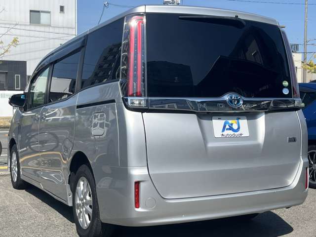 トヨタ ノア １．８ ハイブリッド Ｘ H29年 (近畿) 99