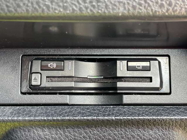 トヨタ ヴォクシー １．８ ハイブリッド ＺＳ 煌 H30年 (近畿) 99