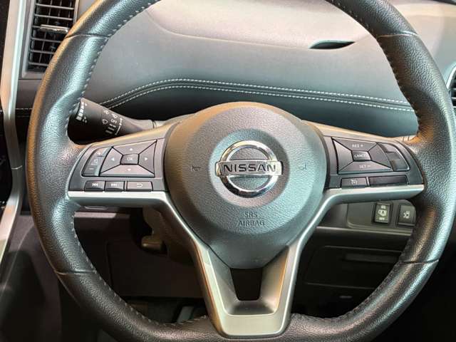 日産 セレナ ２．０ ハイウェイスター H29年 (近畿) 99