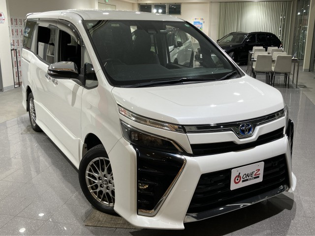 トヨタ ヴォクシー １．８ ハイブリッド ＺＳ 煌ＩＩＩ R3年 (近畿) 99