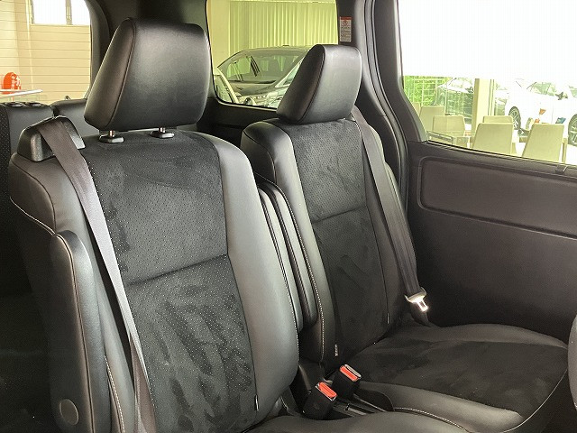トヨタ ヴォクシー １．８ ハイブリッド ＺＳ 煌ＩＩＩ R3年 (近畿) 99