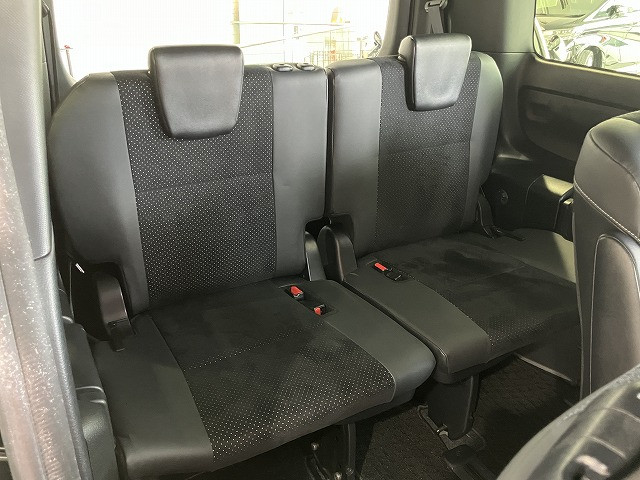 トヨタ ヴォクシー １．８ ハイブリッド ＺＳ 煌ＩＩＩ R3年 (近畿) 99