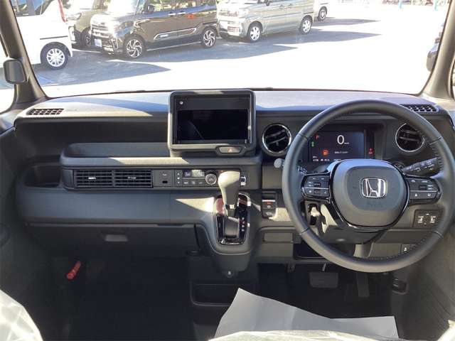 ホンダ Ｎ　ＢＯＸ カスタム ６６０ ブラック スタイル R8年 (近畿) 99