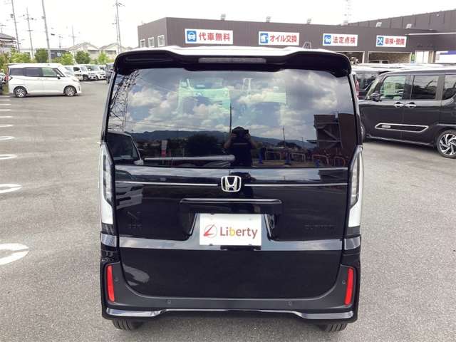 ホンダ Ｎ　ＢＯＸ カスタム ６６０ ターボ ブラック スタイル R8年 (近畿) 99
