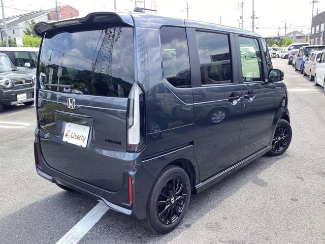 ホンダ Ｎ　ＢＯＸ カスタム ６６０ ブラック スタイル R8年 (近畿) 99