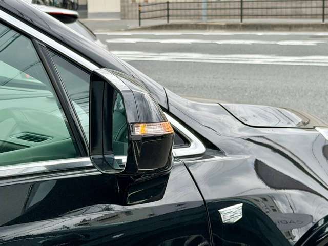 キャデラック ＸＴ５　クロスオーバー スポーツ エディション ４ＷＤ R1年 (近畿) 99