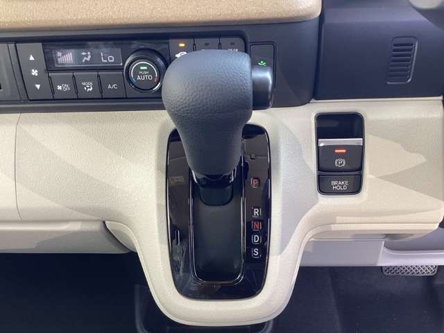 ホンダ Ｎ　ＢＯＸ ６６０ R8年 (近畿) 99
