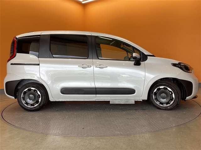 トヨタ シエンタ １．５ Ｚ R7年 (近畿) 99