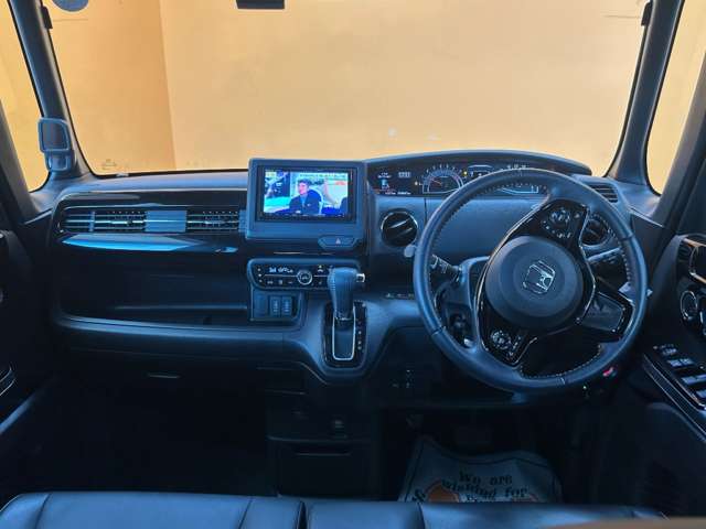 ホンダ Ｎ　ＢＯＸ カスタム ６６０ Ｌ ターボ R3年 (近畿) 99