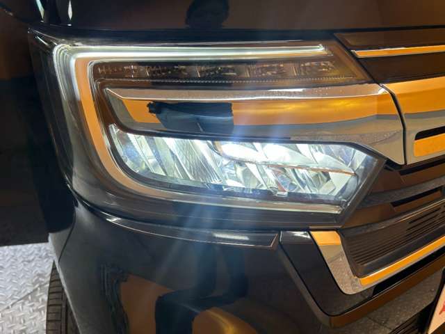 ホンダ Ｎ　ＢＯＸ カスタム ６６０ Ｌ ターボ R3年 (近畿) 99