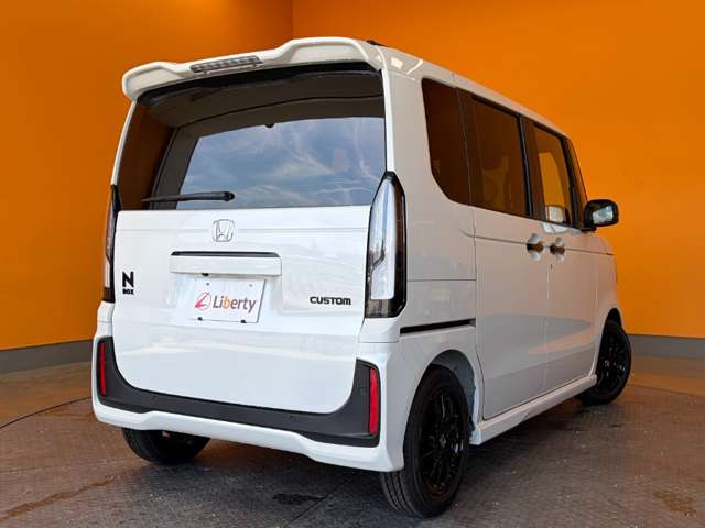ホンダ Ｎ　ＢＯＸ カスタム ６６０ ブラック スタイル R8年 (近畿) 99