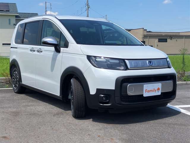 ホンダ フリード　ハイブリッド １．５ Ｅ：ＨＥＶ クロスター R8年 (東海) 99