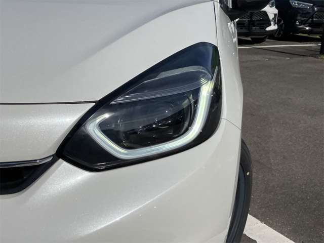 ホンダ フィット　ハイブリッド １．５ Ｅ：ＨＥＶ ホーム R8年 (東海) 99