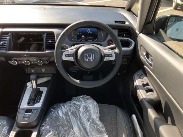 ホンダ フィット　ハイブリッド １．５ Ｅ：ＨＥＶ ホーム R8年 (東海) 99