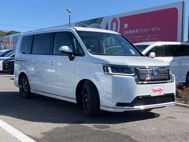 ホンダ ステップワゴン　ハイブリッド ２．０ Ｅ：ＨＥＶ スパーダ R8年 (東海) 99