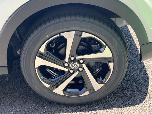 トヨタ ライズ　ハイブリッド ハイブリッド １．２ Ｚ R8年 (九州・沖縄) 99